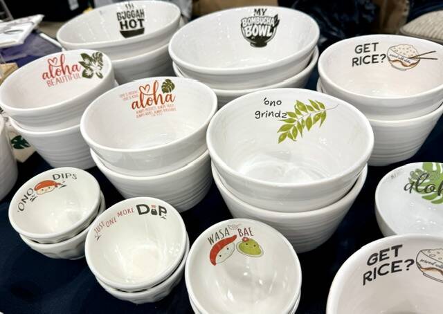 Hawaii-inspired Kitchen Serveware, Towels and Gifts | Sal Terrae 808
